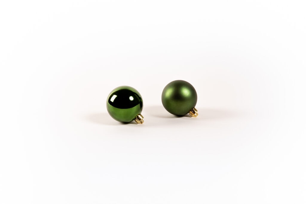 Groene kerstballen // Ø 6 cm · 12 stuks » Plastic / Kunststof